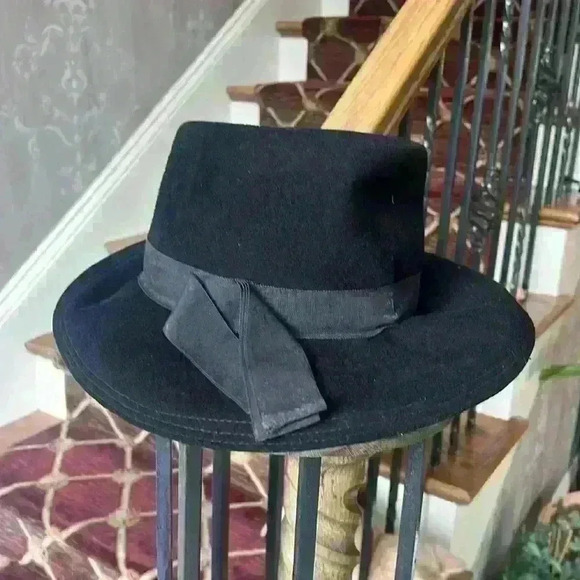 Vintage TNLee Neumann Endler 100% Wool Black Hat Union made USA. Good condition - Picture 2 of 13